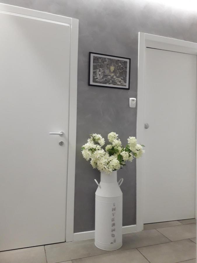 Interno 1 Ciampino Roma Luxury Apartment Con Balcone Екстер'єр фото